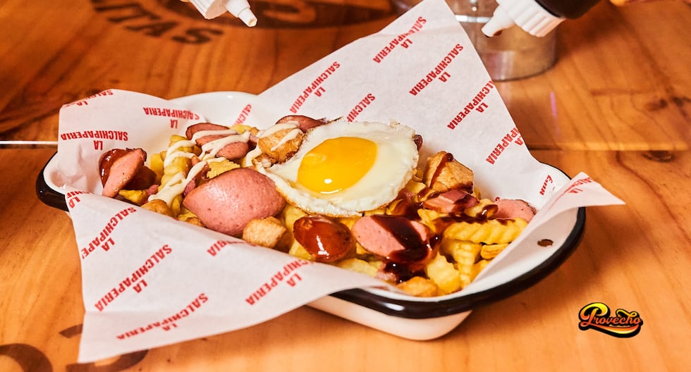 Salchipapas Parque Lefevre: Sabores Panameños que Enamoran