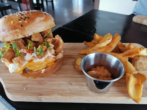 Gambrinus Pub & Grill